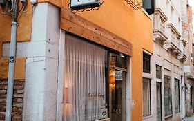 蒂沃利酒店
